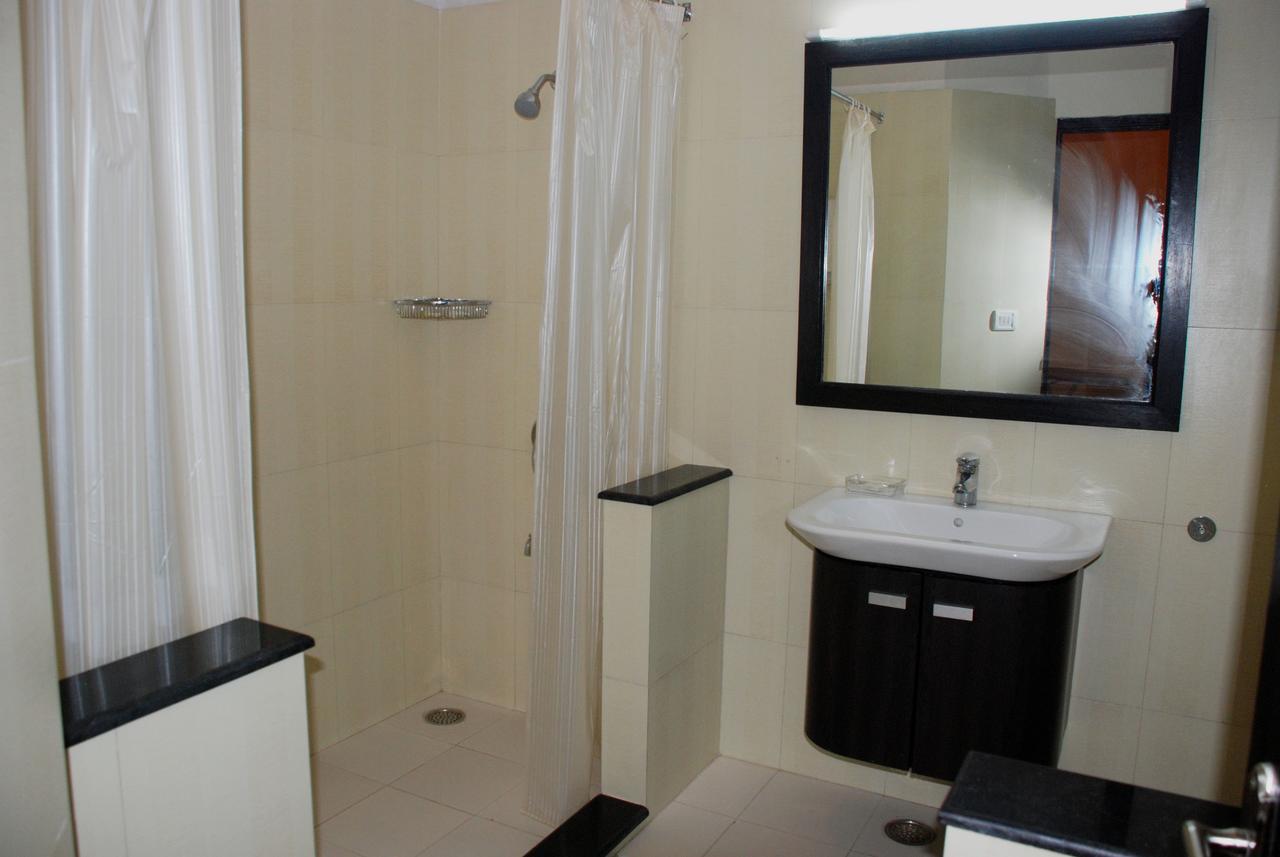 Alasia Hotel Касаули Екстериор снимка