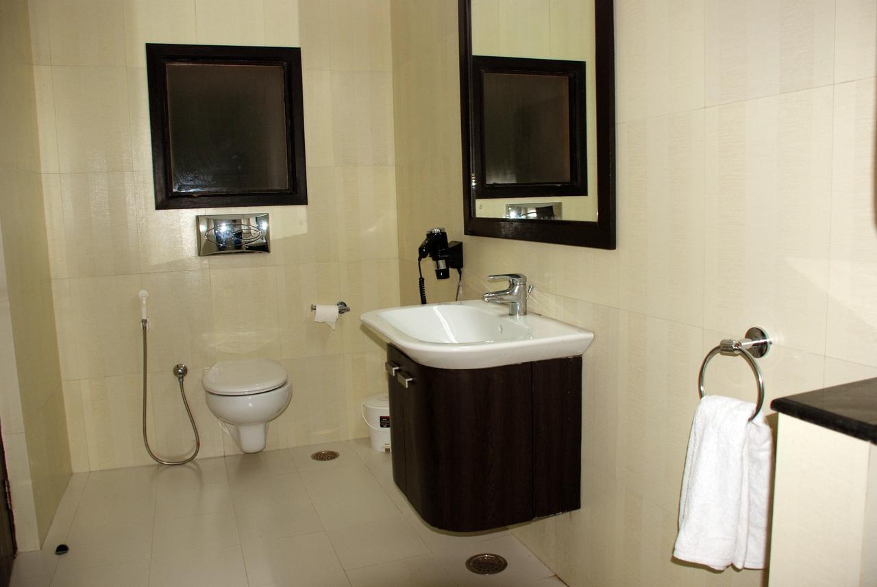 Alasia Hotel Касаули Екстериор снимка